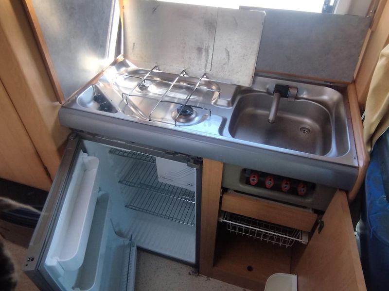 Fiat Ducato HYMER 1.9TD  - fotka 14 z 17