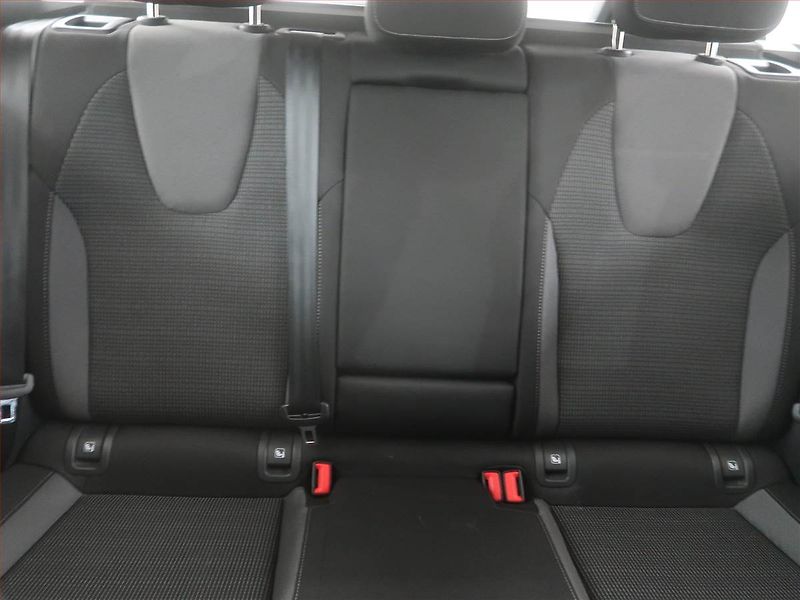 Škoda Octavia (2022) Ambition 2.0 TDI, ČR,1.maj - fotka 10 z 19