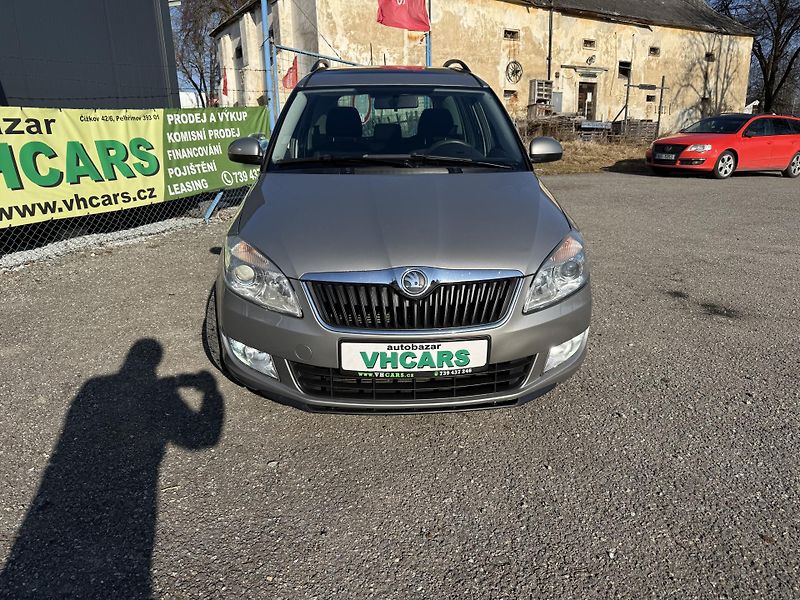 Škoda Roomster 1,2TSI Panorama - fotka 2 z 22