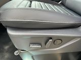 Ford Tourneo Custom Titanium L1 2.0 EcoBlue 110 kW - náhled 17