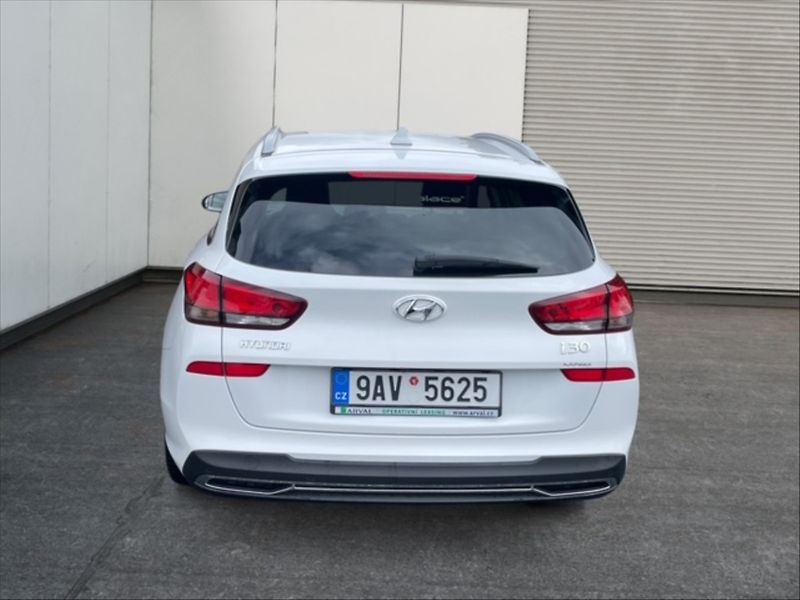 Hyundai i30 1,5 T-GDI Smart - fotka 5 z 11