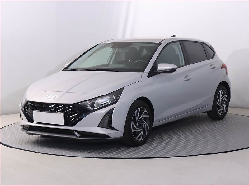 Hyundai i20 (2023) Family 1.0 T-GDI, Automat - fotka 2 z 20