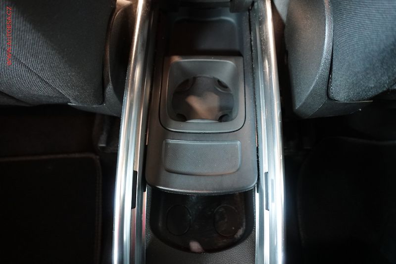 Opel Meriva (2010) 1.4T, AC, temp - fotka 14 z 21