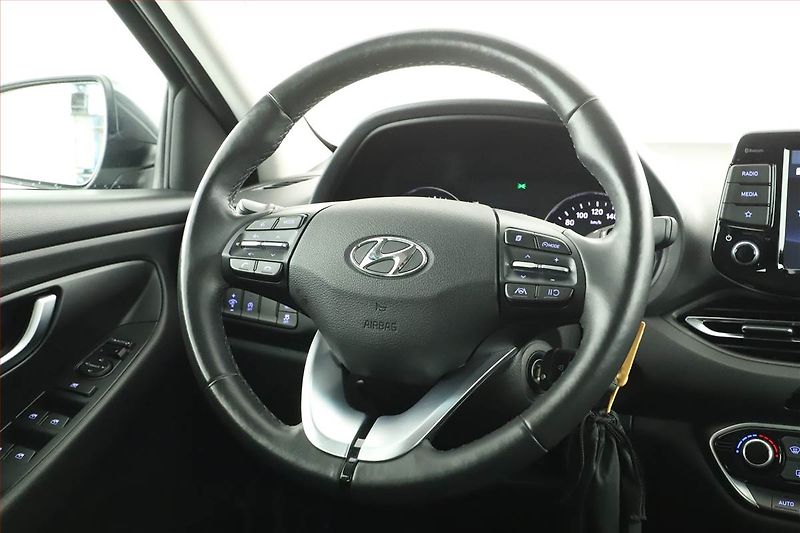 Hyundai i30 (2021) 1.5 T-GDI MHEV, Serv.kniha - fotka 8 z 15