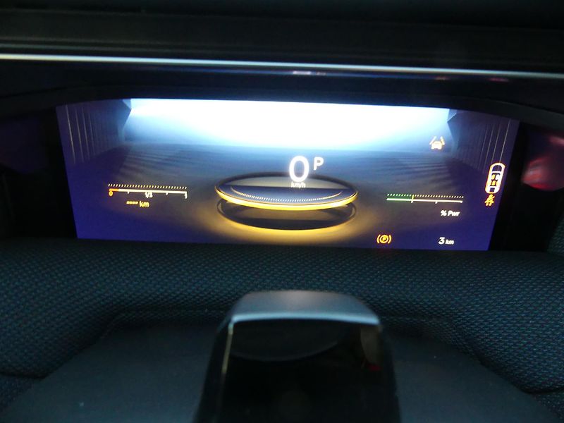 Citroën C5 Aircross (2026) PLUS Hybrid 145k Automatic - fotka 13 z 20