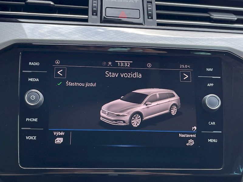 Volkswagen Passat (2023) 2.0 TDI 110kW DSG Business - fotka 18 z 32