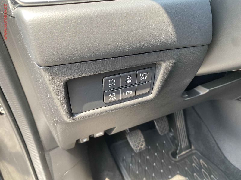 Mazda CX-5 (2018) 2.0, +ALU, navi, kamera - fotka 16 z 21