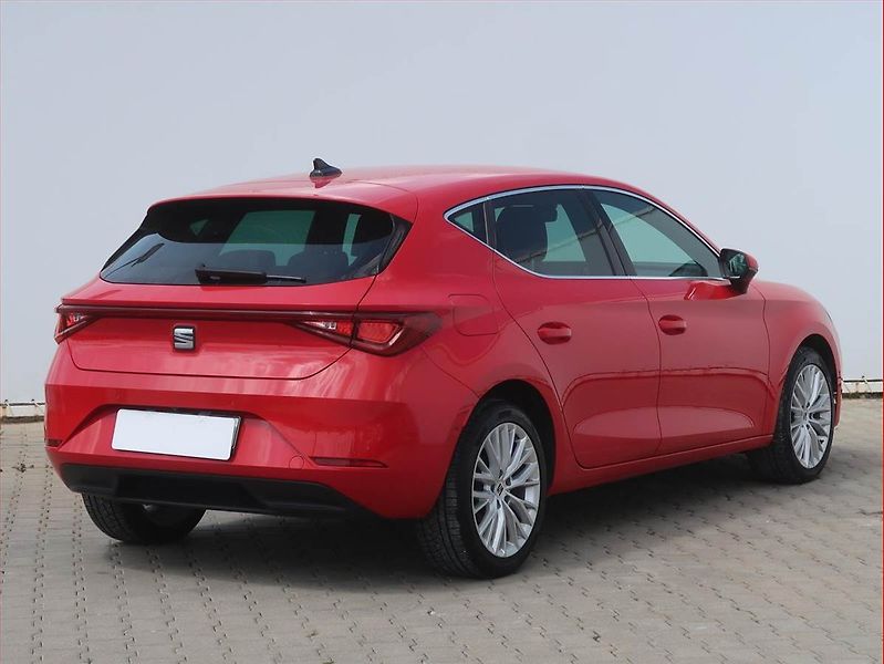 Seat Leon (2021) Xcellence 1.0 TSI, Automat - fotka 5 z 17
