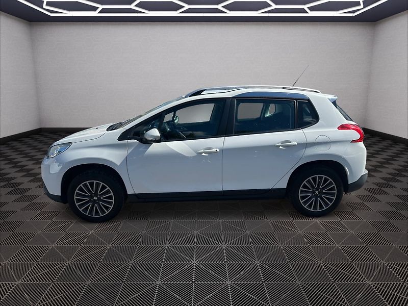Peugeot 2008 (2014) 1.2T 60kw - fotka 4 z 22