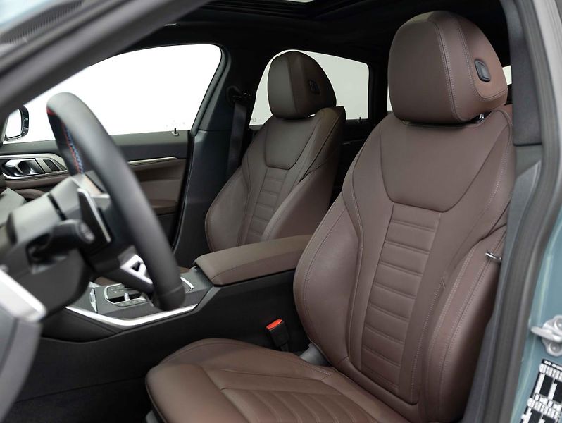 BMW Řada 4 M440i xDrive Gran Coupé - fotka 19 z 22