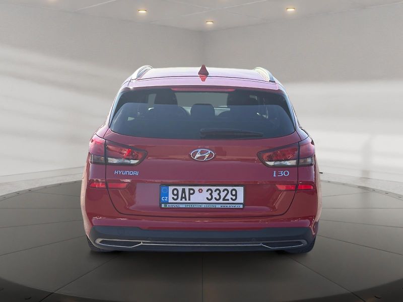 Hyundai i30 (2023) SMART 1.5i 80kW CZ DPH - fotka 5 z 11