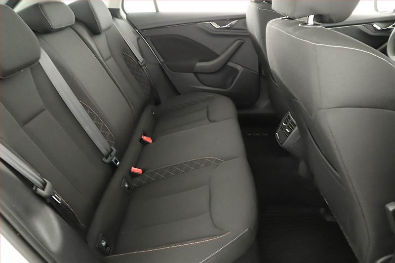 Škoda Scala (2021) 1.0 TSI, Automat, ČR,1.maj - fotka 7 z 12