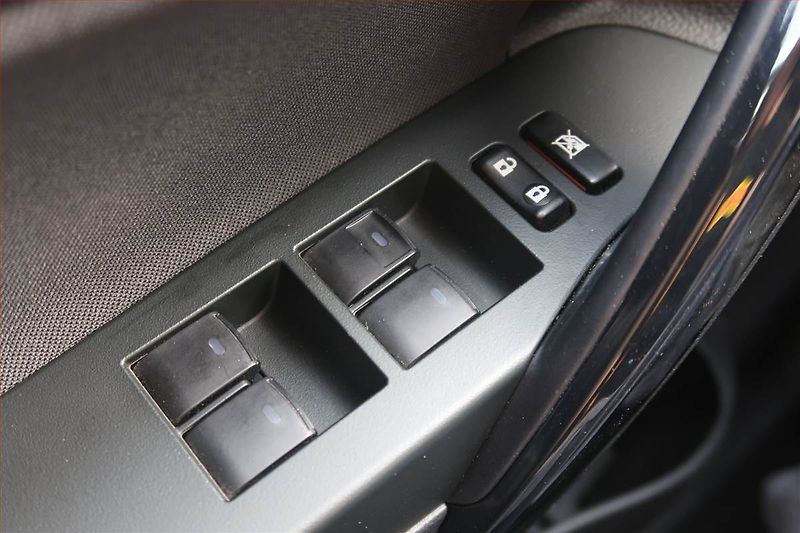 Toyota Auris (2018) Base Hybrid, Automat - fotka 16 z 18