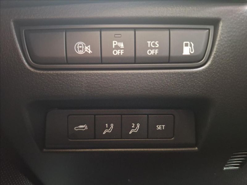 Mazda CX-80 2.5 e-SKYACTIV PHEV 327ps 8AT - fotka 12 z 18