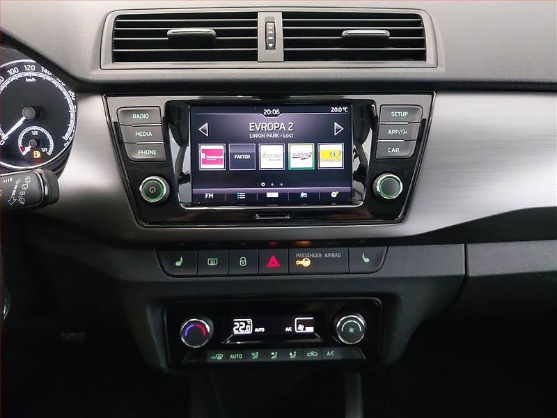 Škoda Fabia (2021) Style 1.0 TSI, Tempomat - fotka 12 z 17