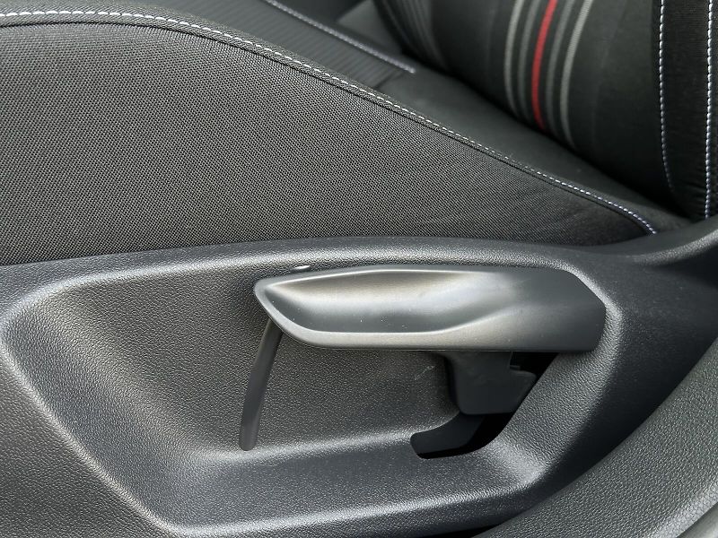 Škoda Kamiq 1.0TSi Monte Carlo 116PS Matri - fotka 15 z 45