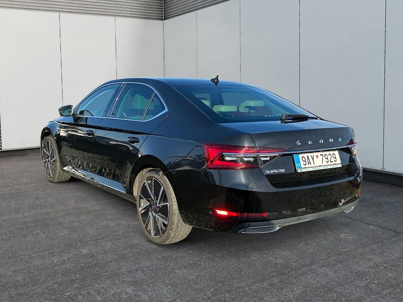 Škoda Superb (2023) L&K 2.0TDI 147kW DSG DPH CZ - fotka 4 z 11