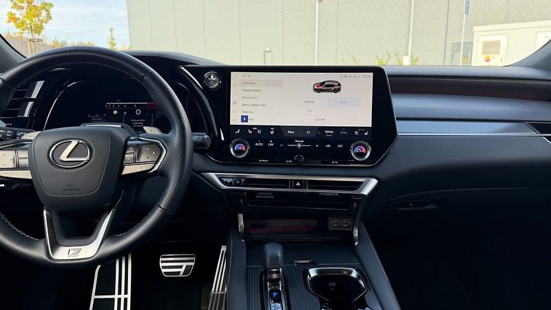 Lexus RX 500H 2,4 HEV F SPORT PLUS - fotka 14 z 26