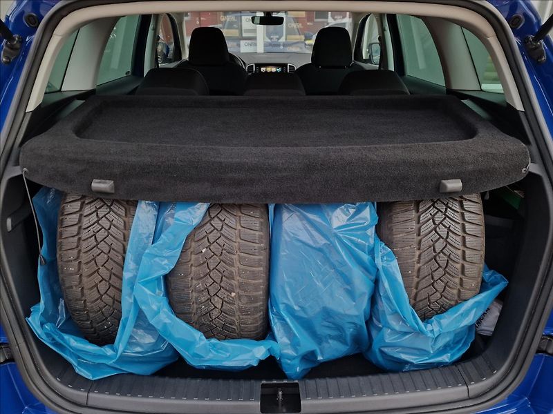 Škoda Karoq 2.0TDI 110kW 4x4 DSG Style,ČR - fotka 16 z 50