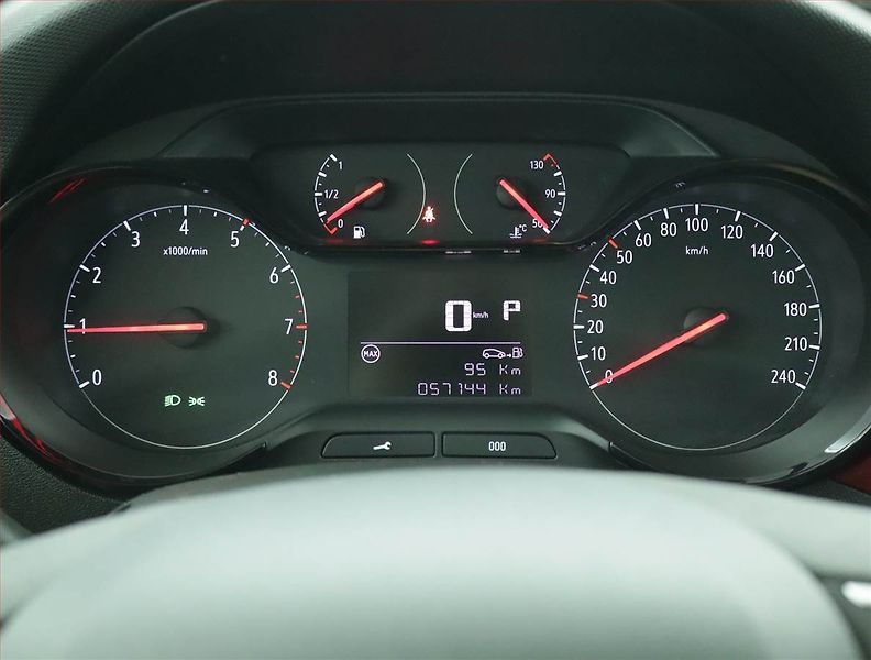 Opel Crossland X (2021) GS Line 1.2 Turbo, Automat - fotka 11 z 15