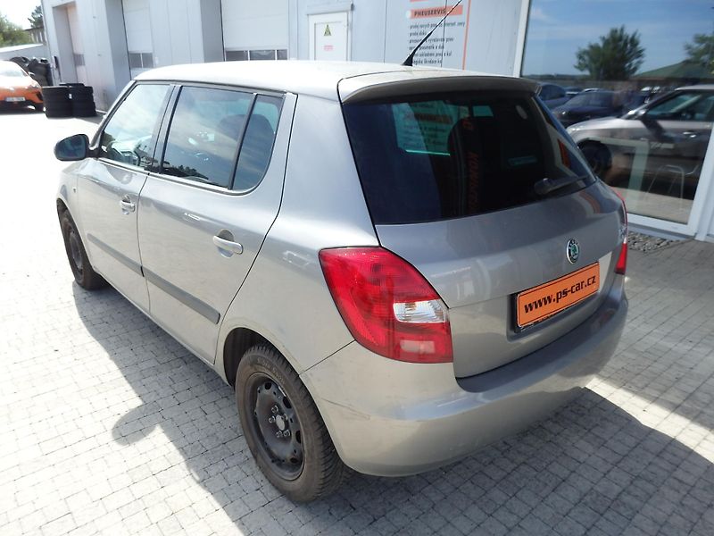 Škoda Fabia 1,2 HTP ZÁLOHOVÁNO - fotka 5 z 13