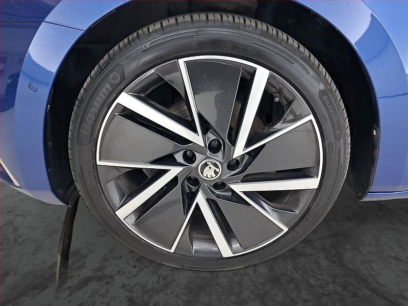 Škoda Superb (2022) Laurin&Klement 2.0 TDI - fotka 14 z 22