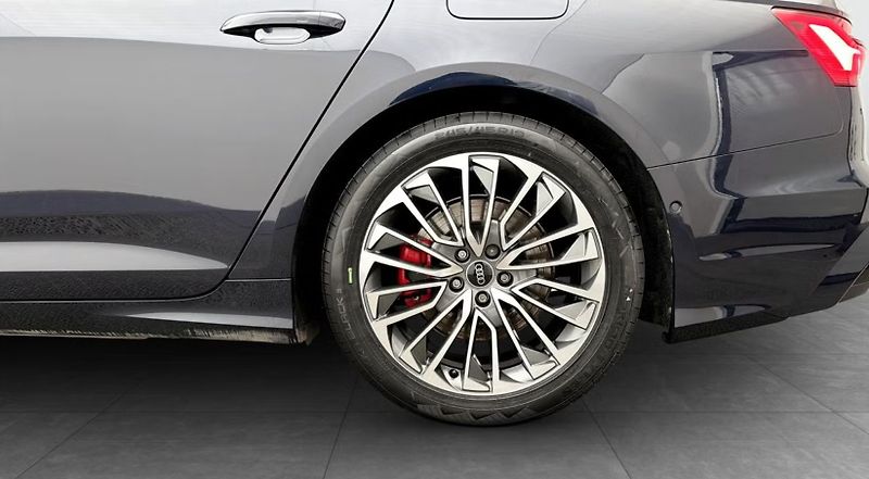 Audi A6 Avant 55 TFSI e Quattro S Line Kam. - fotka 6 z 18