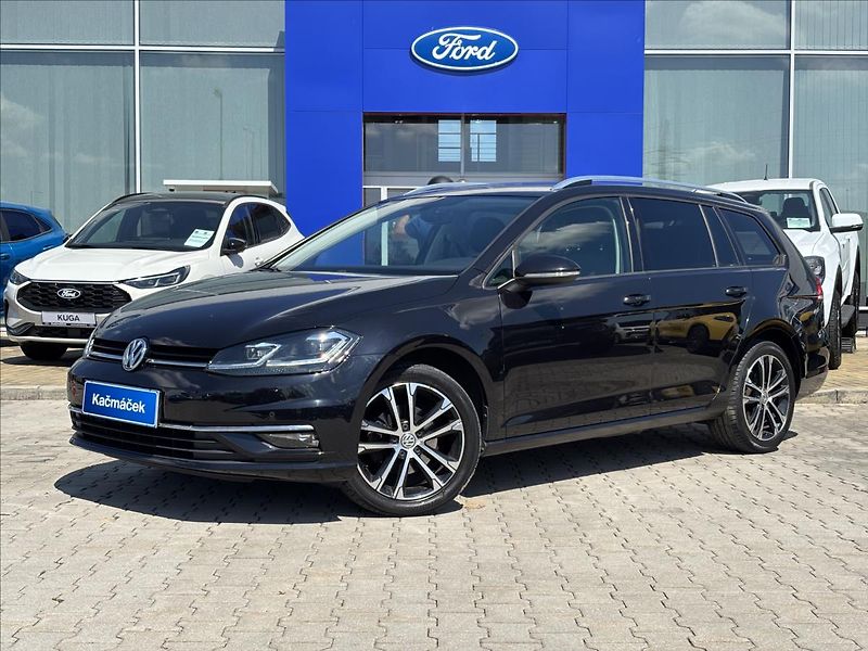 Volkswagen Golf 1,0 TSI 81 kW Comfortline - fotka 1 z 48