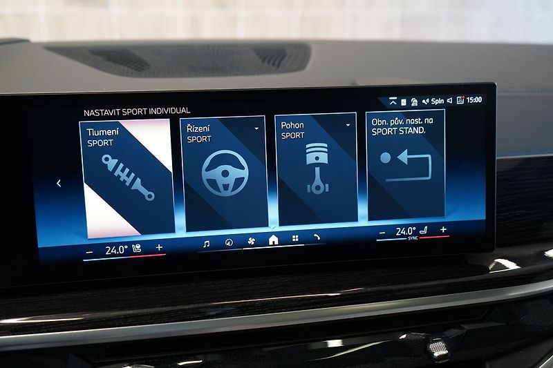 BMW X7 40d xDrive, Nezávislé, Tažné - fotka 35 z 49