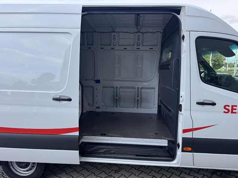 Mercedes-Benz Sprinter (2022) 317CDi Aut.Navi,Kamera,Tažné - fotka 9 z 22