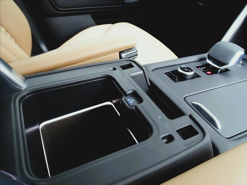 Land Rover Discovery (2026) 3,0 D350 TEMPEST Edition - fotka 38 z 42