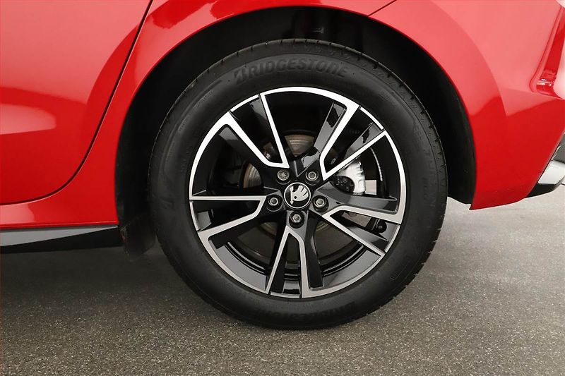 Škoda Fabia (2026) 1.0 TSI, MONTE CARLO, KEYLESS - fotka 17 z 17