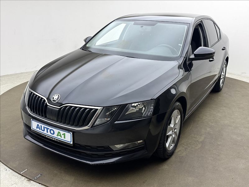 Škoda Octavia 1,6 DPH KLIMA LED VÝHŘEV ČR - fotografie inzerátu