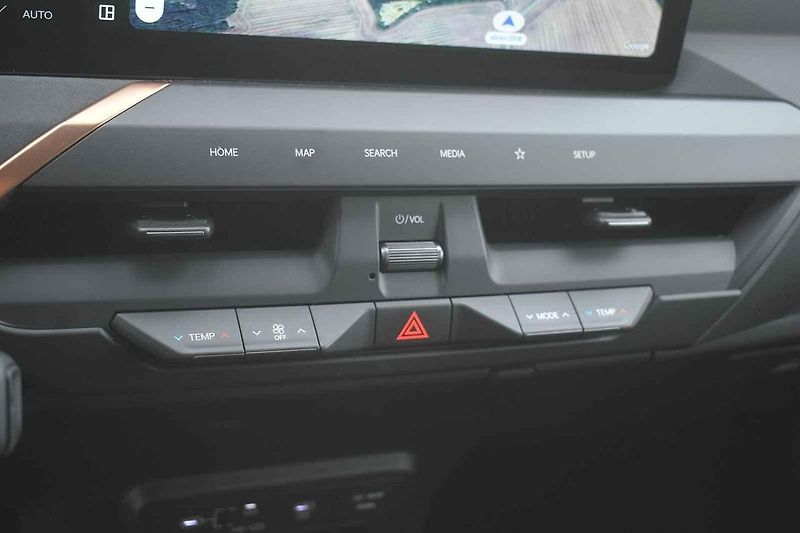 Kia EV5 je solidně velký rodinný elektromobil.