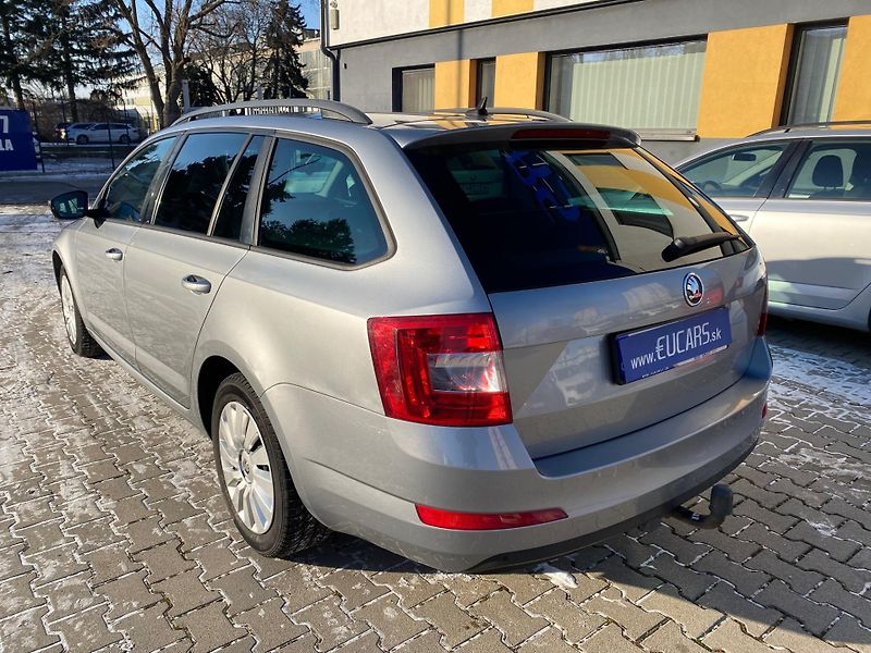 Škoda Octavia (2016) Škoda Octavia 1,6TDi TOP STAV - fotka 8 z 18