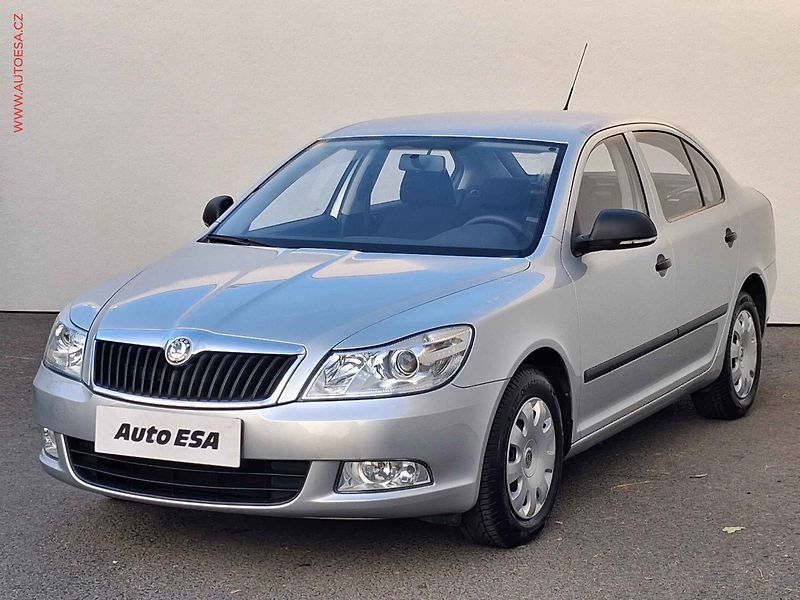 Škoda Octavia (2009) 1.6MPi, 2.maj,ČR, El.výbava - fotka 3 z 14