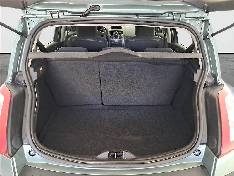 Renault Mégane (2005) 1.5 dCi , nová STK, Klima - fotka 13 z 13