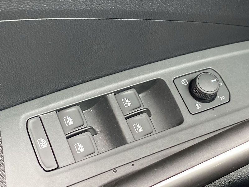 Škoda Fabia (2024) 1.0 TSI 85kW Top Selection - fotka 20 z 32