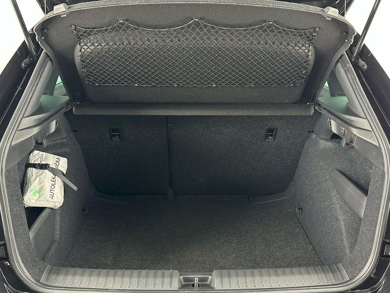 Škoda Kamiq (2025) DSG 1.0TSI 85kW Monte Carlo - fotka 30 z 32