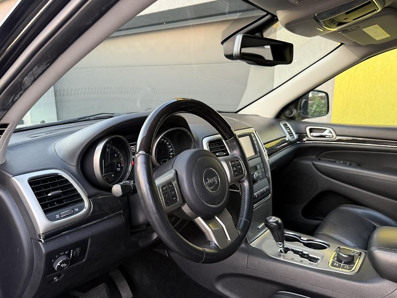 Jeep Grand Cherokee (2012) 3.0CRDi  OVERLAND! 178tKM!! - fotka 5 z 21