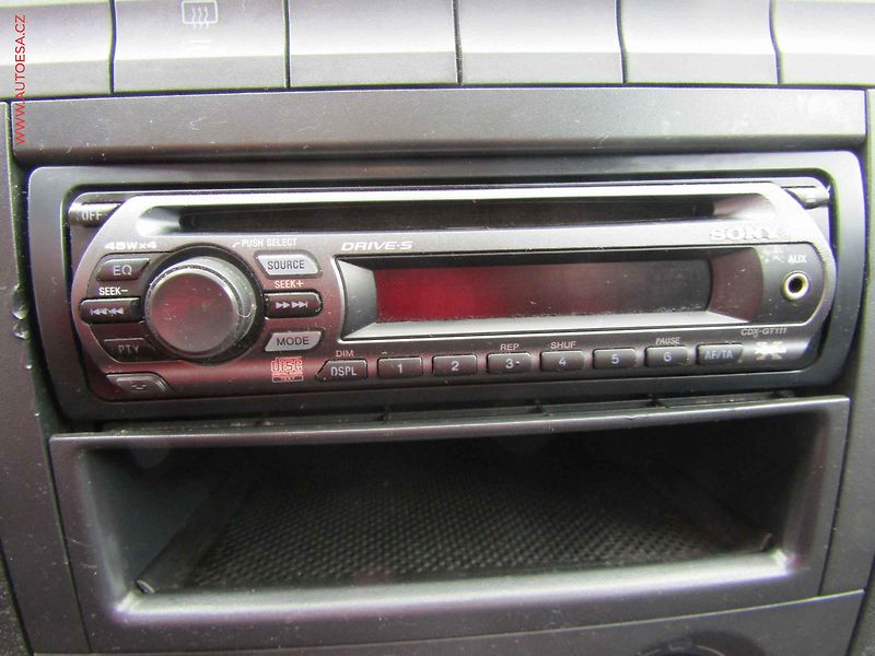 Škoda Fabia (2005) 1.2 HTP, ČR - fotka 12 z 15
