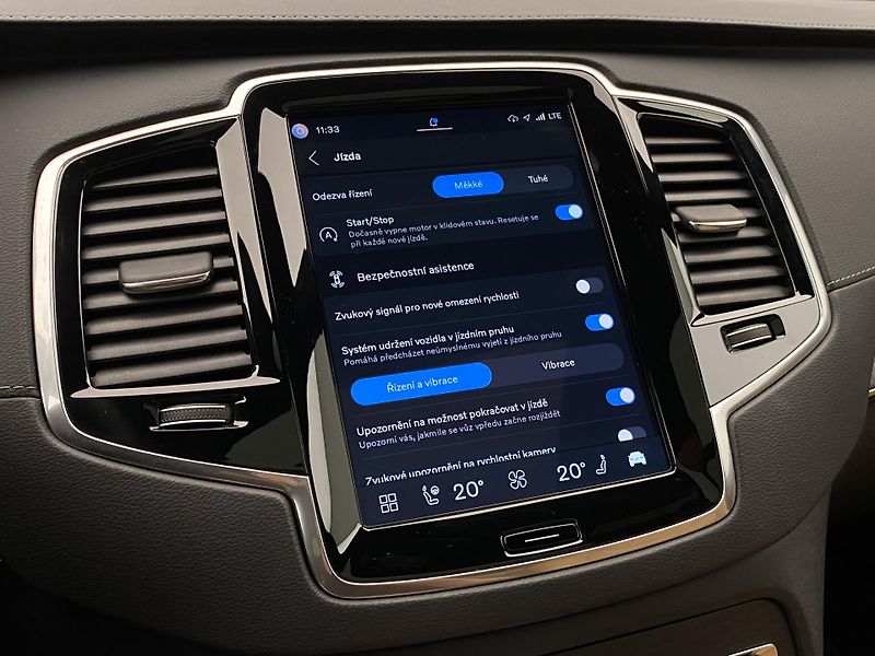 Volvo XC90 B5 AWD BRIGHT ULTRA AUT CZ 7m - fotka 51 z 66