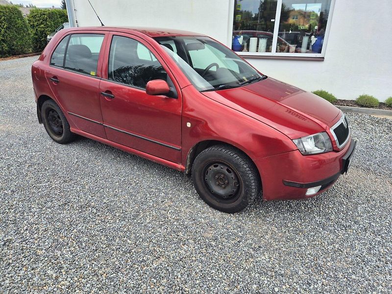 Škoda Fabia (2003) 1.2 i Tažné zařízení - fotka 3 z 19