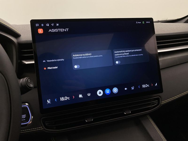 Lynk & Co 01 MORE PHEV AUT CZ 1.maj - fotka 41 z 95