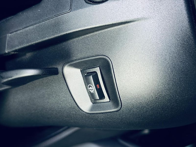BMW Řada 3 (2015) 335d*X-drive*M-packet*CZ* - fotka 14 z 32