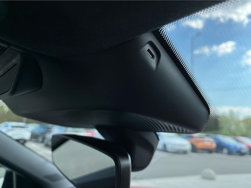Škoda Fabia 1.0 TSi 85kW MONTECARLO DSG - fotka 20 z 26