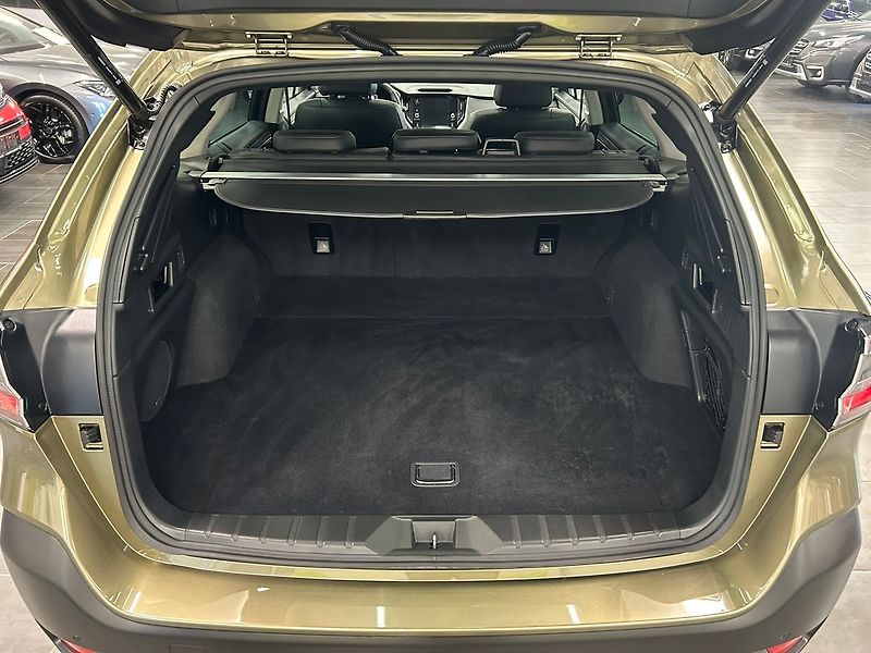 Subaru Outback (2022) 2.5 TOURING 2022 | Záruka - fotka 19 z 53