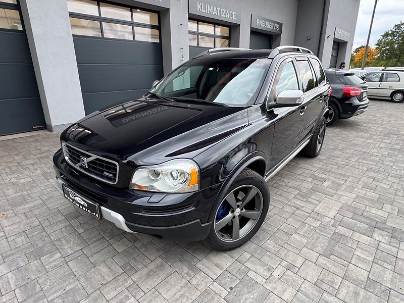 Volvo XC90 (2009) D5 AWD 7Míst R-Design - fotka 2 z 37