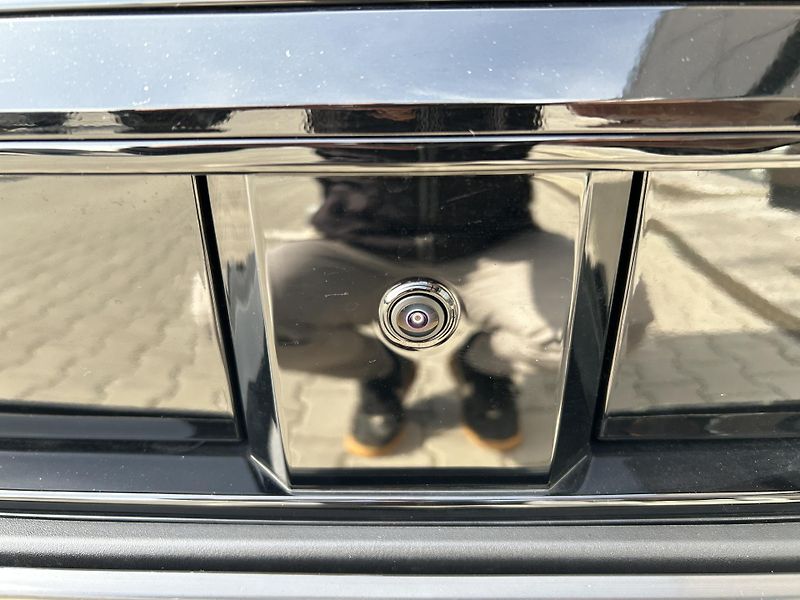 Hyundai Santa Fe 7S 1,6 T HEV 4X4 CALLIGRAPHY - fotka 3 z 44