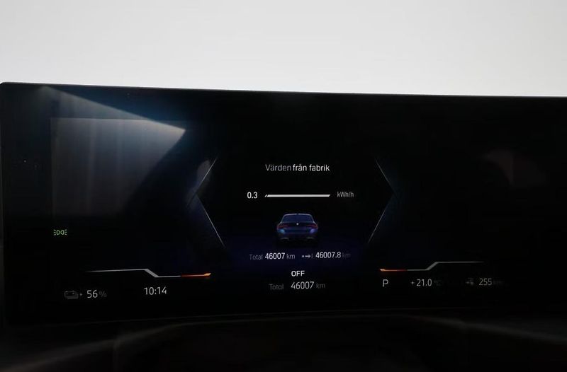 BMW i4 eDrive40 GC Tažné Ambient Kam - fotka 21 z 28